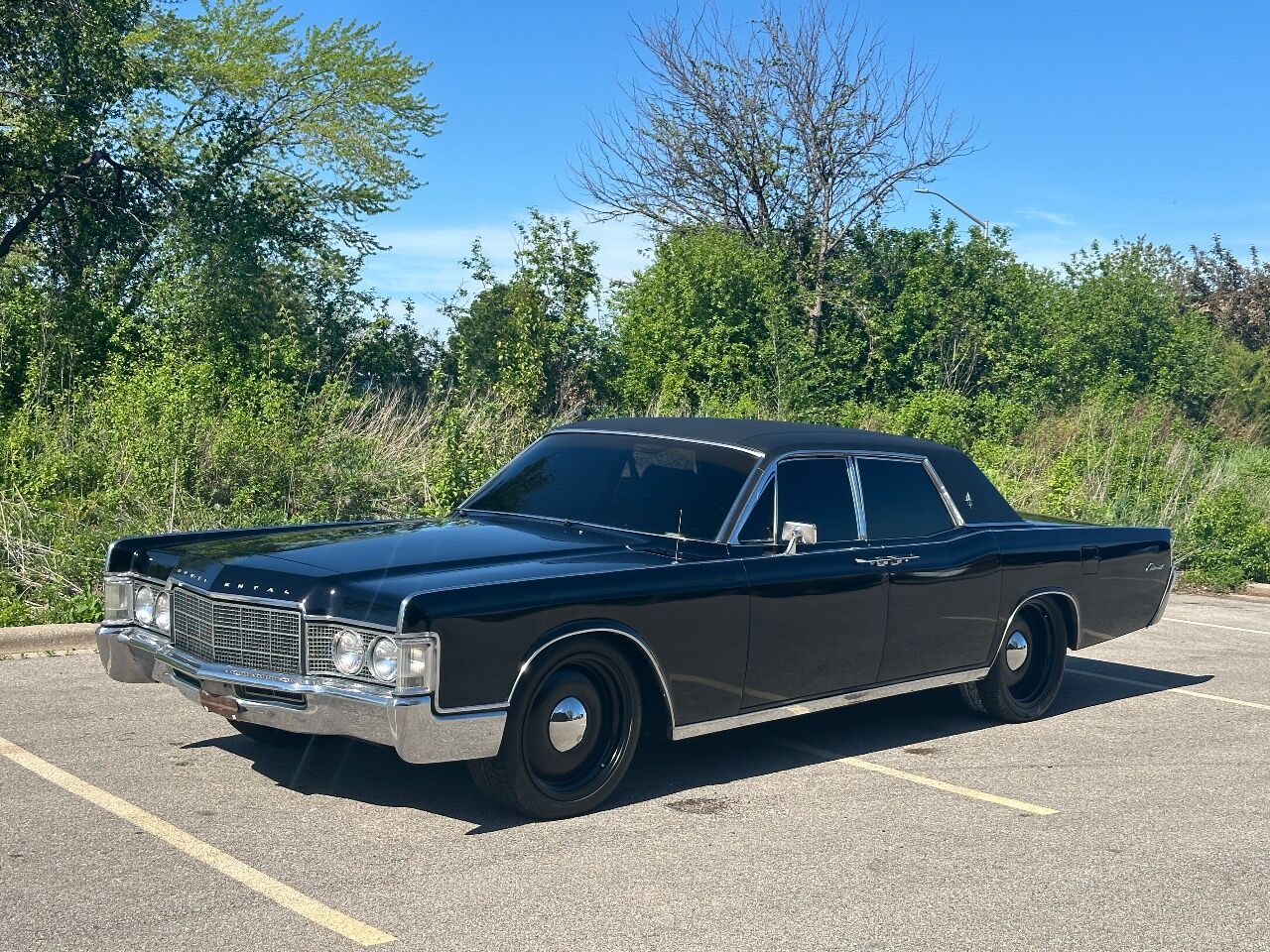 1969 Lincoln Continental 2