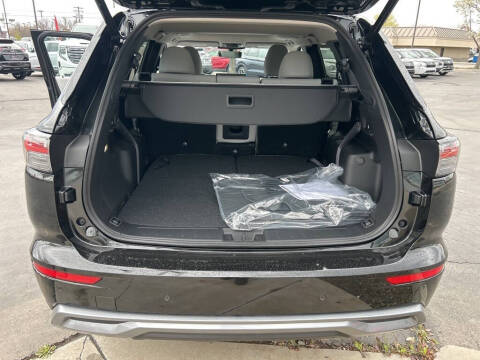 2025 Mitsubishi Outlander SEL Platinum Edition