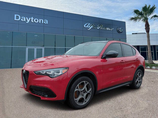 2025 Alfa Romeo Stelvio