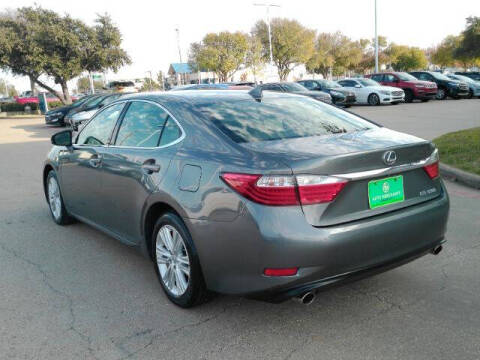 2015 Lexus ES 350 Crafted Line