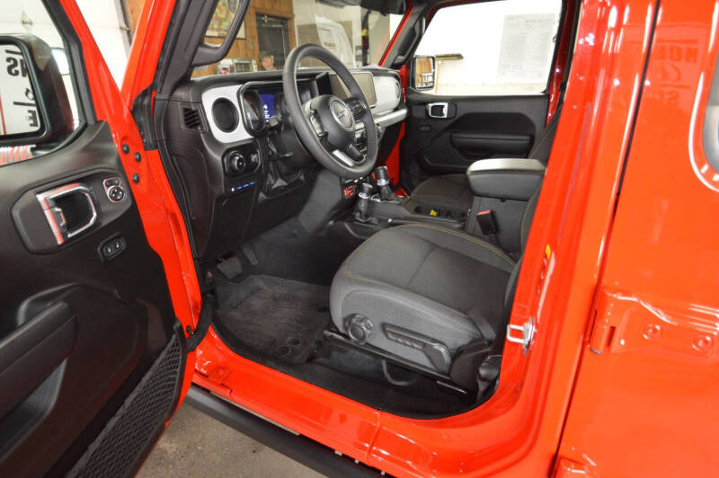 2025 Jeep Wrangler Willys 4xe