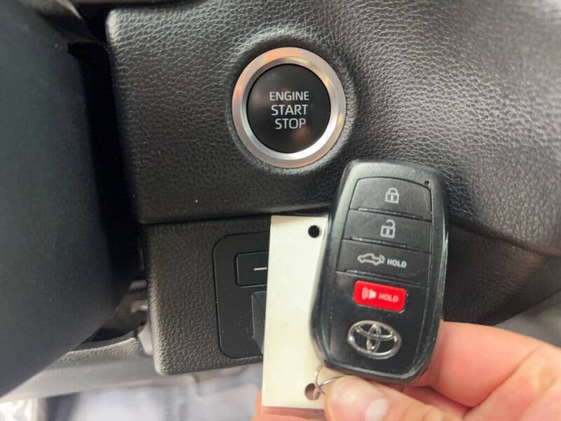 2022 Toyota Tundra SR5