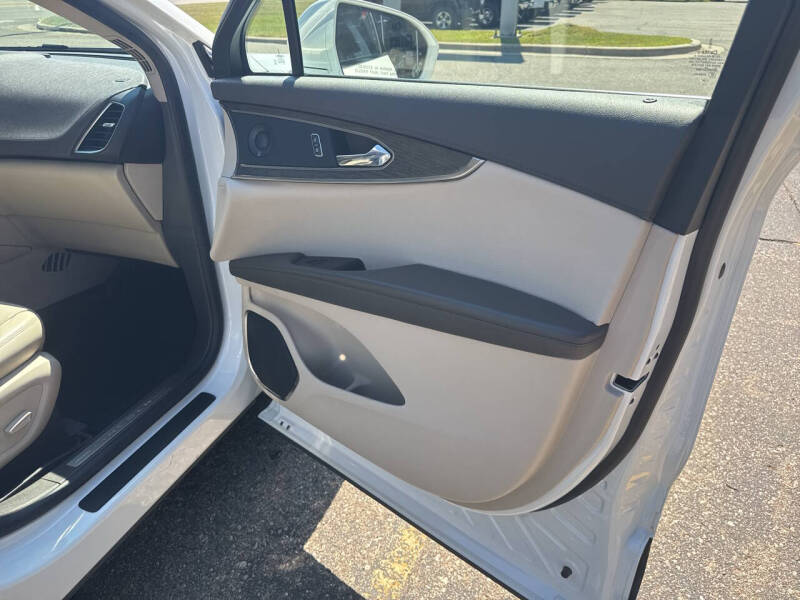 2020 Lincoln Nautilus Reserve