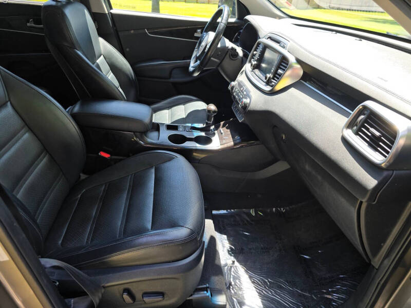 2018 Kia Sorento EX V6