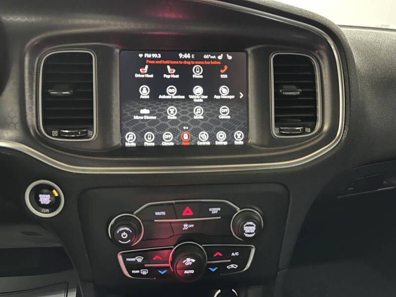 2017 Dodge Charger SXT