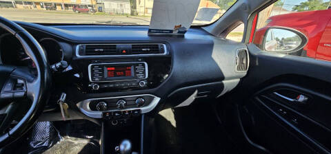 2016 Kia Rio EX
