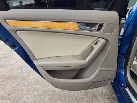 2009 Audi A4 2.0T quattro Premium Plus