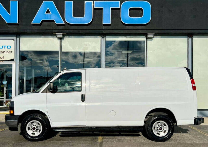2020 GMC Savana 2500