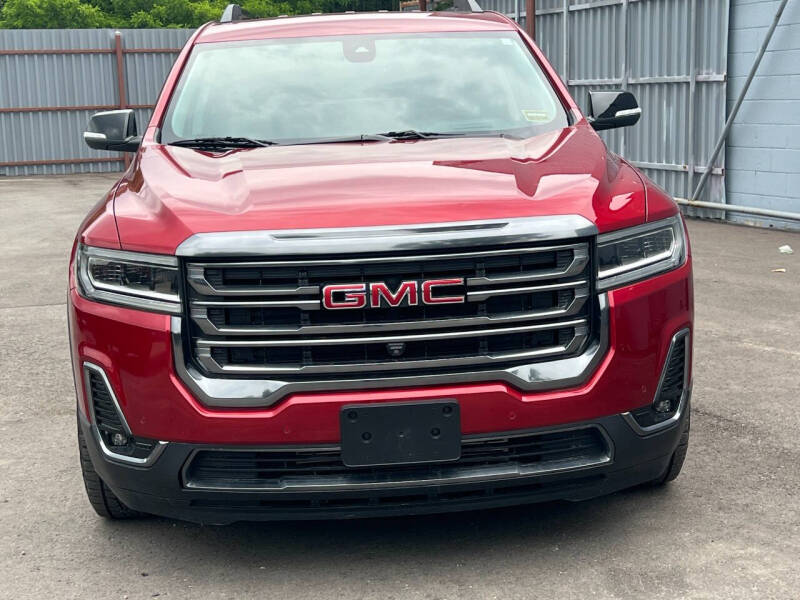 2023 GMC Acadia AT4
