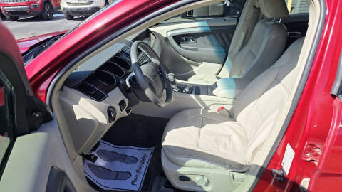 2011 Ford Taurus SEL