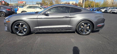 2021 Ford Mustang EcoBoost