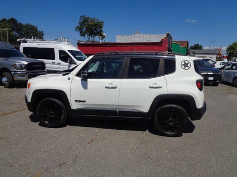 2017 Jeep Renegade Deserthawk