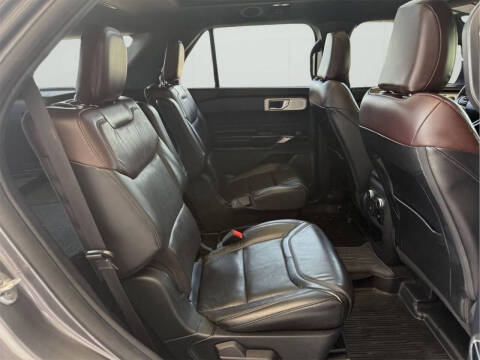 2021 Ford Explorer Platinum