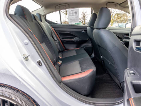 2024 Nissan Versa SR