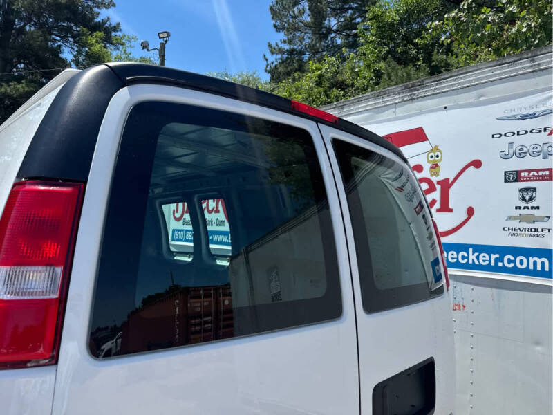 2024 GMC Savana 2500