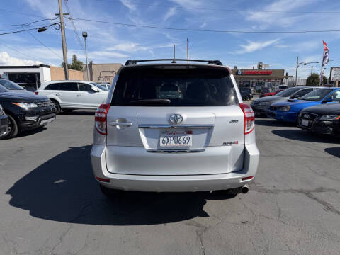 2012 Toyota RAV4 Sport