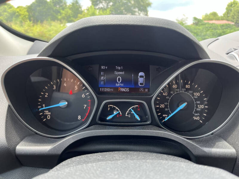 2017 Ford Escape SE
