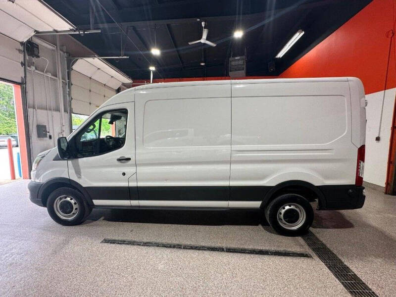 2024 Ford Transit 250