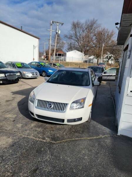 2009 Mercury Milan for sale at Double Take Auto Sales LLC in Dayton OH