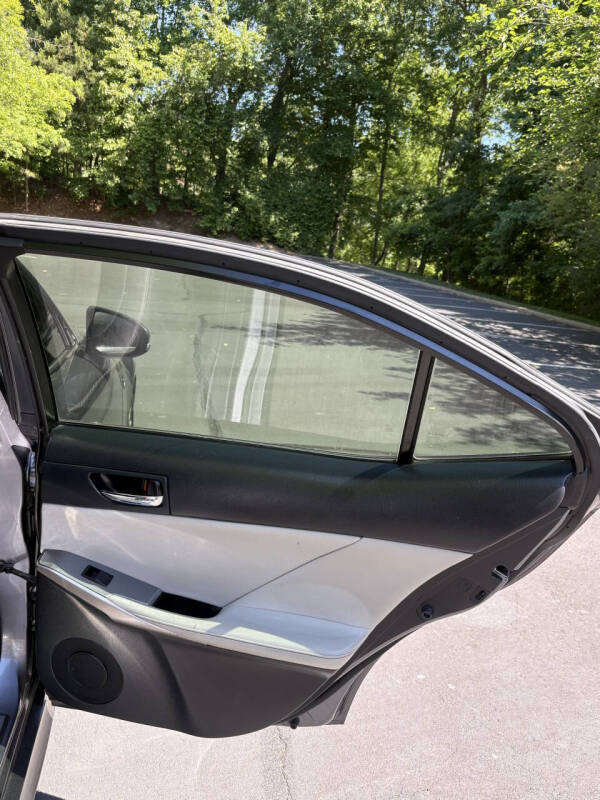 2014 Lexus IS 350 - Photo 31