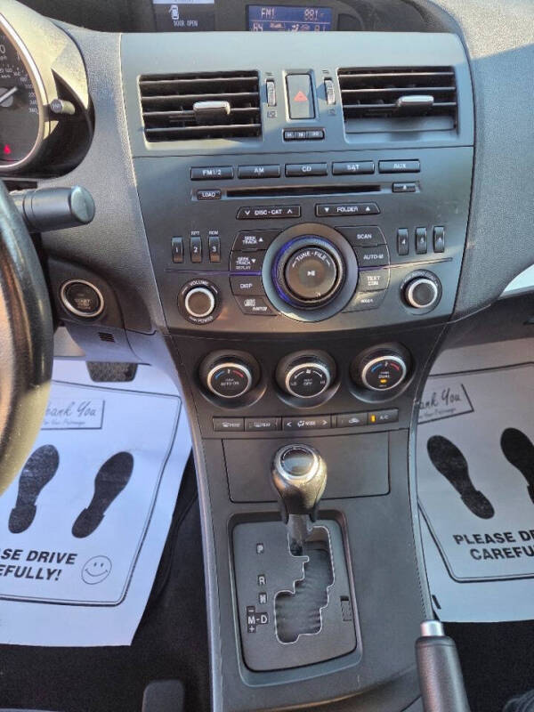 2013 Mazda MAZDA3 i Touring