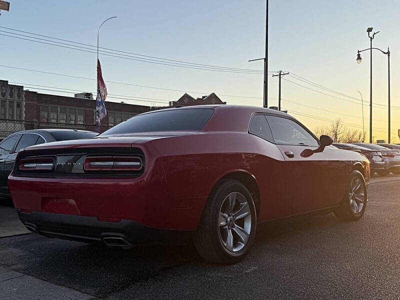 2016 Dodge Challenger SXT