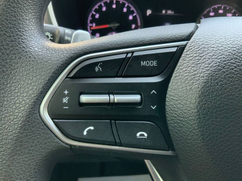 2023 Hyundai Santa Fe SE