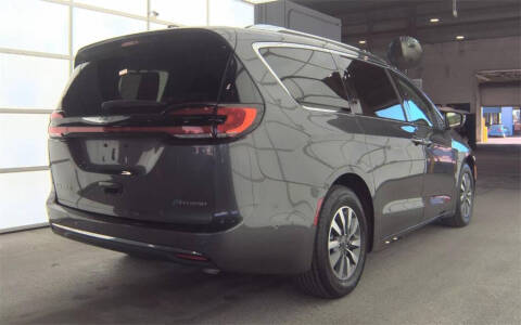 2021 Chrysler Pacifica Hybrid Touring L