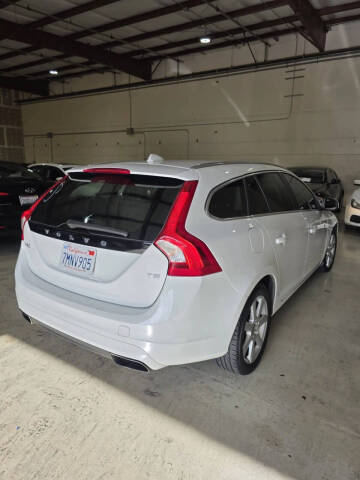 2016 Volvo V60 T5 Drive-E Premier