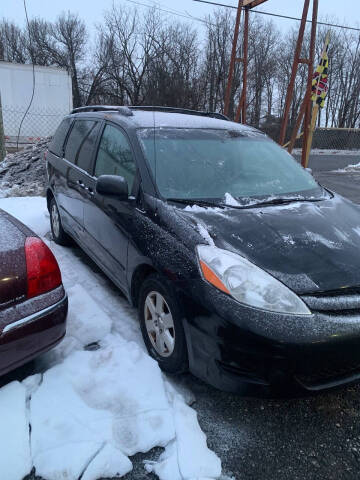2009 Toyota Sienna LE 7-Passenger