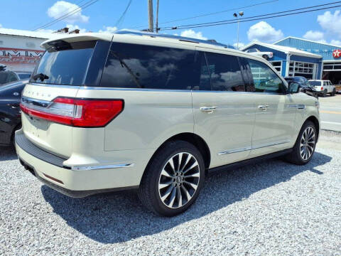 2018 Lincoln Navigator Select
