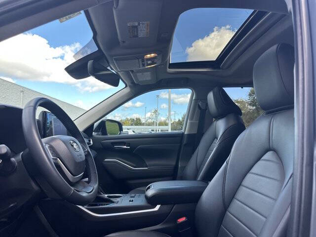 2023 Toyota Highlander XLE