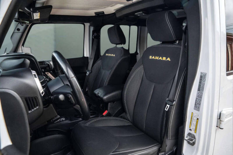 2015 Jeep Wrangler Unlimited Sahara