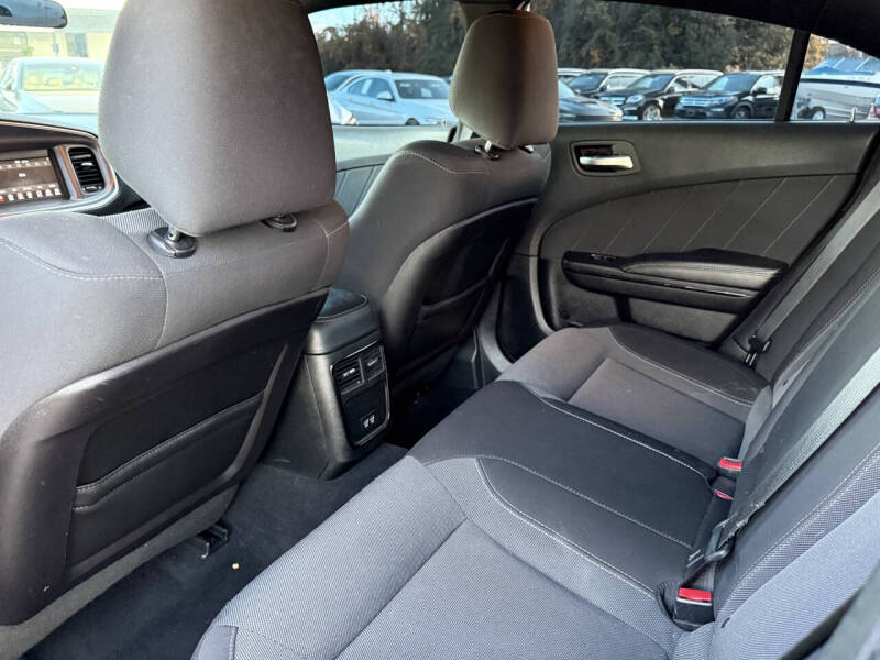 2019 Dodge Charger SXT