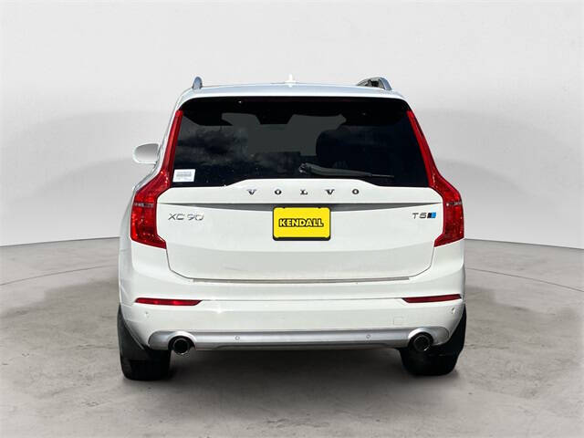 2018 Volvo XC90 T5 Momentum 7-Passenger