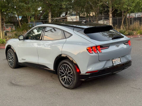 2024 Ford Mustang Mach-E Premium