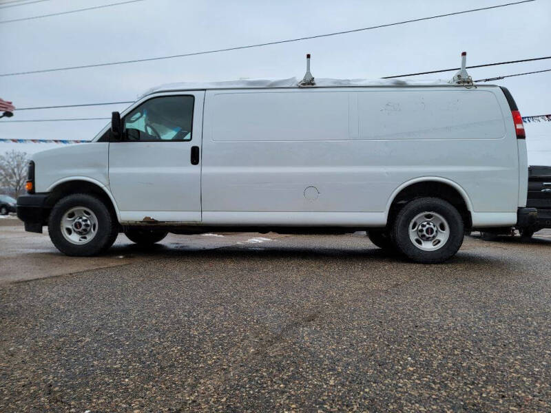 2017 GMC Savana 3500