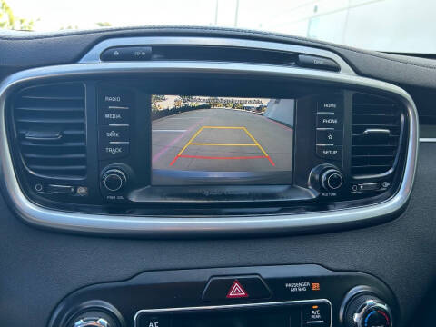 2019 Kia Sorento LX V6