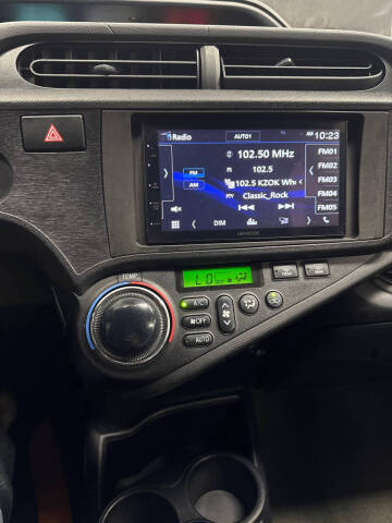 2014 Toyota Prius c One