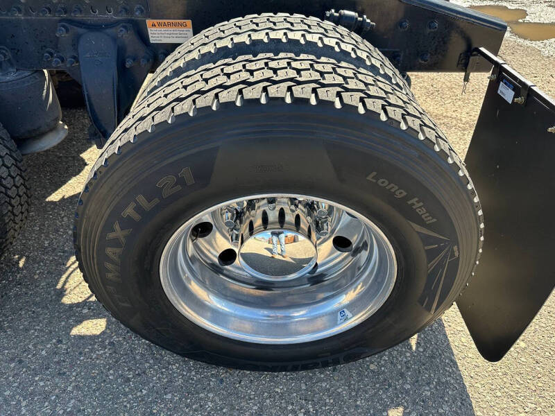 2019 Freightliner Cascadia