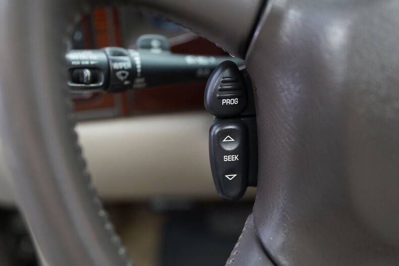 2002 Cadillac Escalade