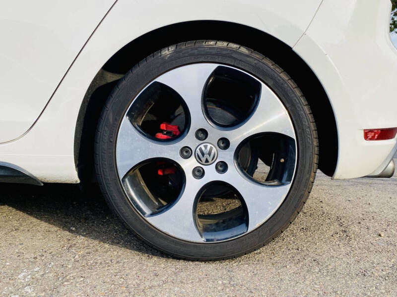 2012 Volkswagen GTI Base PZEV