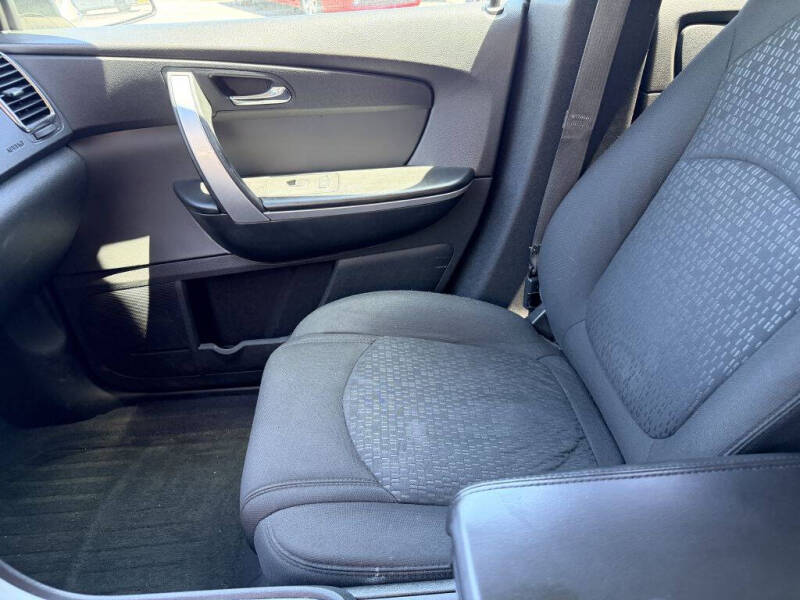 2012 GMC Acadia SLE