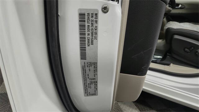 2024 Chrysler Pacifica Plug-In Hybrid Select