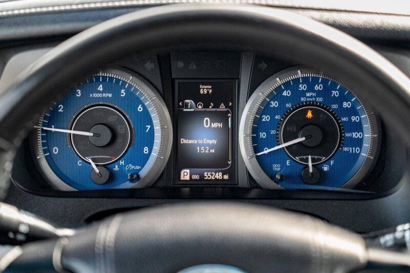 2017 Toyota Sienna XLE Premium 7-Passenger