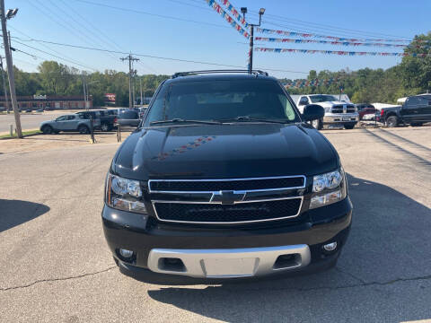 2010 Chevrolet Avalanche for sale at Greg's Auto Sales in Poplar Bluff MO