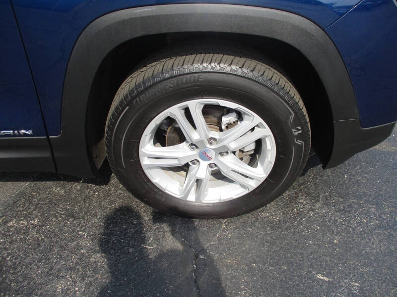 2023 GMC Terrain SLE