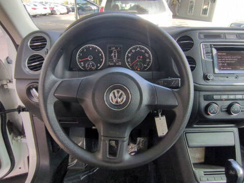 2018 Volkswagen Tiguan Limited 2.0T 4Motion