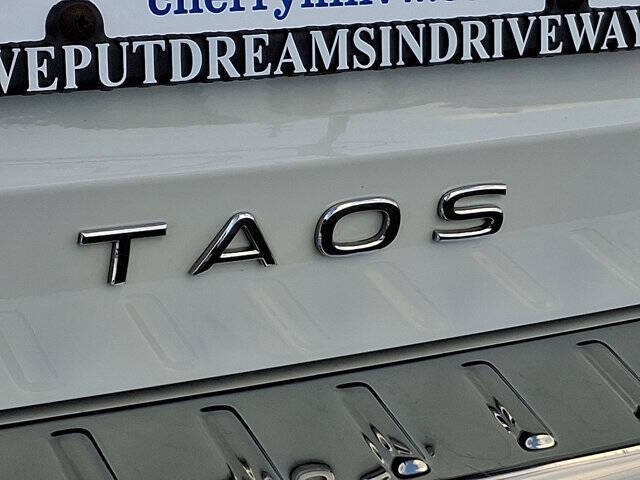 2024 Volkswagen Taos SEL 4Motion