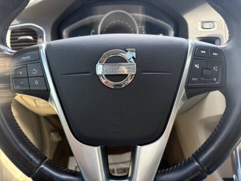 2014 Volvo S60 T5 Platinum